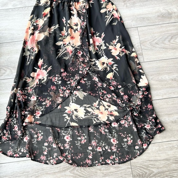 Michel Studio Collection Floral Print High Low Hem Flowy Sleeveless Dress - Picture 8 of 14